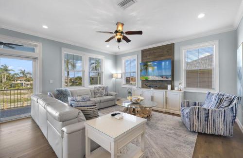 South Island House | 143 Catch and Relax- 5BR Home with Pool & Spa! home