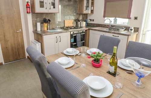 Bembridge House | 145 CROSSWINDS, family friendly, with pool in Bembridge