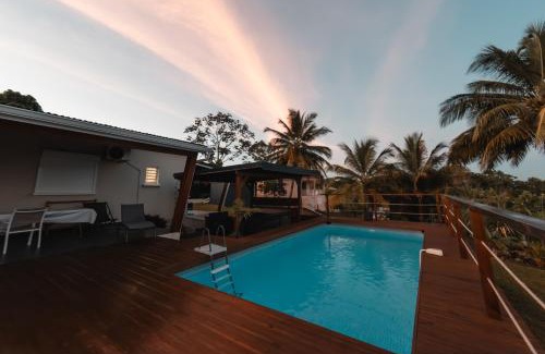 Sainte-Rose Villa | 145 m² I Cosy I Neuve I Jardin I Vue Panoramique