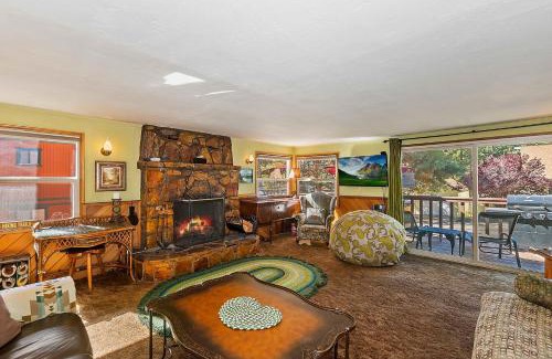 Moonridge House | 146 - BristleCone II - Meredith Lodging
