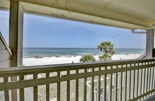 Sunnyside Villa | 146 The Shores - 1977719