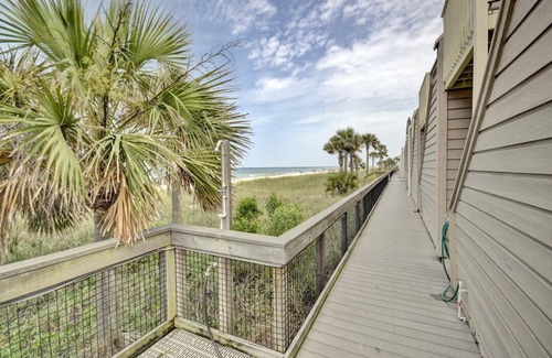 Sunnyside Villa | 146 The Shores - 1977719