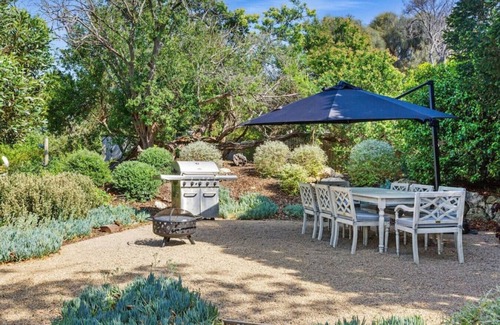 Sorrento Cottage | 14NR House · Soak up Sorrento - “The Perfect Coastal Getaway!”