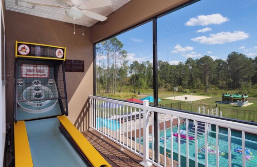 Groveland Villa | 15 Bedroom Game-Filled Fun House on 10 Acres Near Orlando!