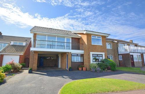 East Runton House | 15 Clifton Park
