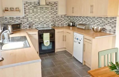 High Bickington Cottage | 15 FOREST PARK LODGES, family friendly in High Bickington