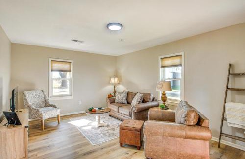 Drexel House | 15 Mi to La Cygne Lake Peaceful Ranch Home