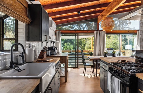 Yosemite Forks Cabin | 15 min to Yosemite, 9 min to Bass Lake Kid cabin w/ht tb & game room, 1 dog max