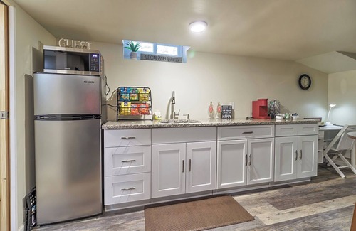 Clifton Park House | 15 Minutes from Saratoga Race Track!