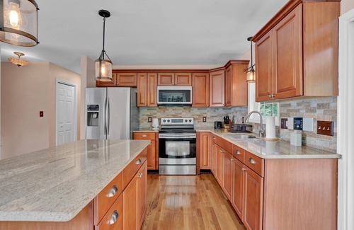 Tobyhanna House | 15% off monthly stays/Fall Vibez