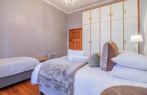 Robertson House | 15 On Le Roux