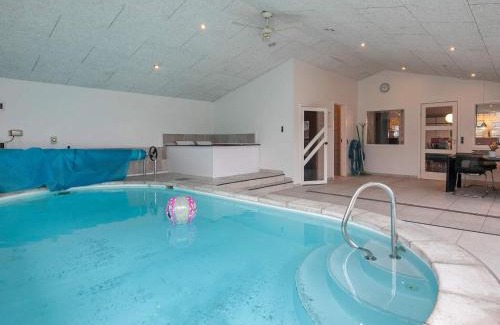 Hou House | 15 person holiday home in Hals-By Traum