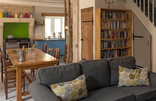 Brettes House | 150 year old cosy stone cottage in the Charante. Gay friendly welcome.