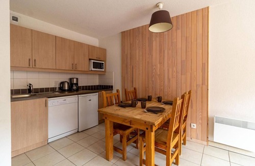Les Orres Apartment | 150m from ski slopes, 4th floor, view resort, fitness, balcony, tv, ski locker, 33m², Les Orres