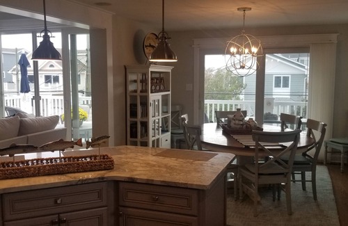Avalon House | 159 26th Street - Spacious home in the heart of Avalon, two blocks to beach.