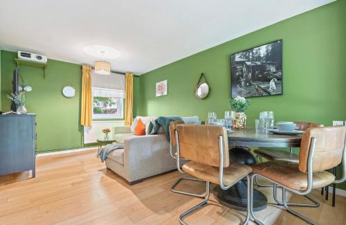Chaucer Apartment | 15PercentOff NovemberSale- Luxe Cosy home in London Bridge w Parking, Pets & Netflix-Mobile&Genius Offers!