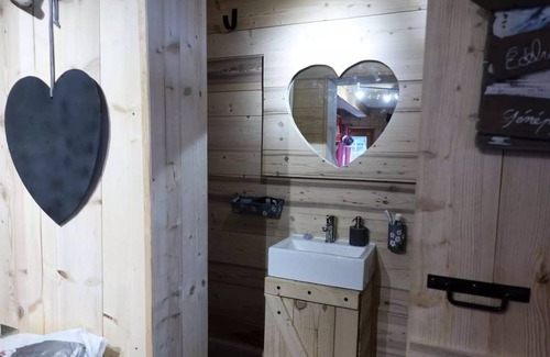 Beaufort Ski Chalet | 16 m² Chalet ∙ 1 bedroom ∙ 3 guests