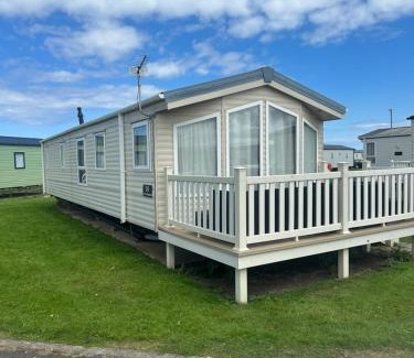 Woodhorn Cabin | 16 orchard meadows