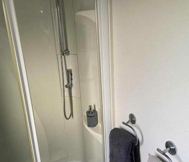 Woodhorn Cabin | 16 orchard meadows