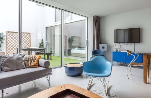Plaisance Apartment | 160M2 QUAINT PARISIAN RETREAT WITH A PRIVATE TERRACE-SKYLIT HOME PORT D'ORLEANS