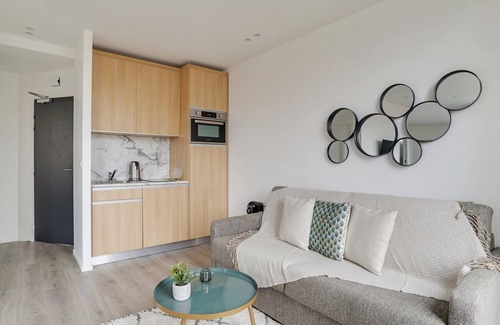 Quartier de la Salpetriere Apartment | 161 Suite Raphael - Superb apartment in Paris.