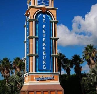 St. Petersburg - Clearwater Apartment | 1620 - Short Term Available message Jo-An