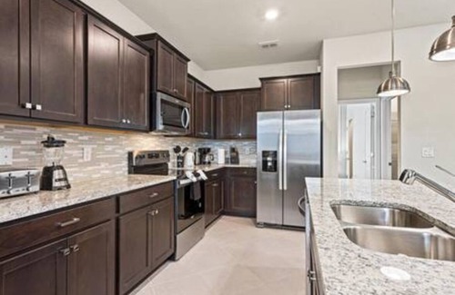 Four Corners House | 16229 Magical w/Pool - Near Disney 5BD/15P
