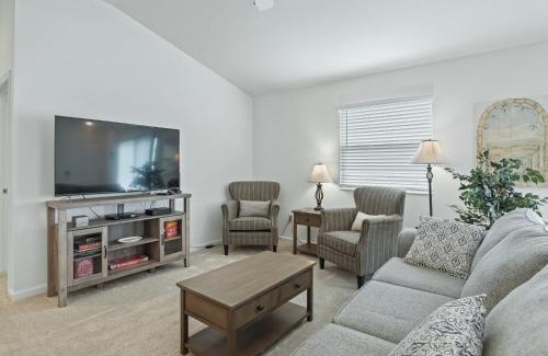 Wildwood Villa | 1657 Z6 VILLAGE OF MONARCH GROVE by REMAX Premier