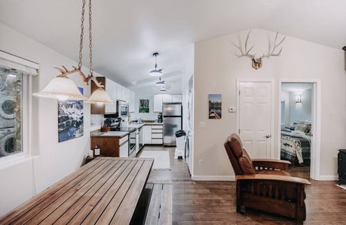 Glacier Cabin | 16GS - Hot Tub - BBQ - Pets Ok - Sleeps 2 by RedAwning
