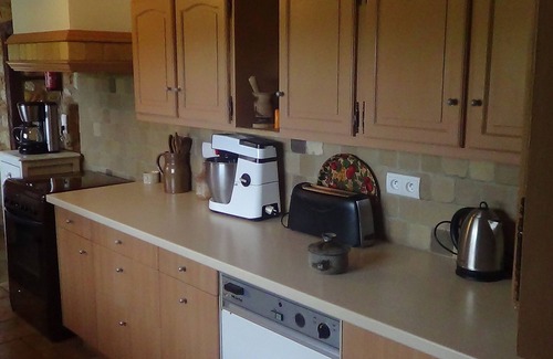 Campsegret House | 16th century Périgourdine stone house, large covered outdoor space, wifi