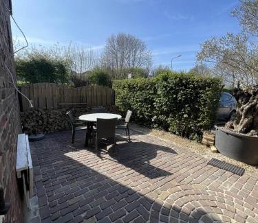 Ubachsberg House | 17 4p Historical Cottage near Valkenburg