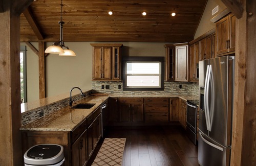 Indian Point House | #17 - 7 Bedroom (Antlers Resort)