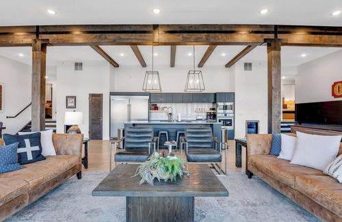 Osage Beach House | 17 BEDROOMS! Sleeps 46- Lake Front Luxury/Pool/Spa/Heart of Osage Beach