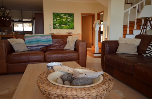 Estreito da Calheta Villa | 17 ° West, Lux. Inf. Pool villa, 5 minutes to the sandy beach, WiFi