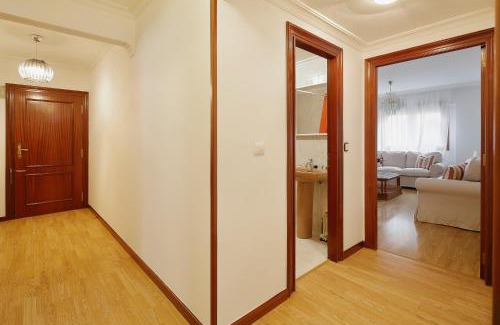 Gijon Apartment | 174A Amplio apartamento playa San Lorenzo