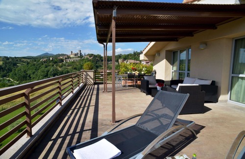 San Casciano dei Bagni Apartment | 1750 square feet, 2 bedrooms, 2 bathrooms, kitchen & living, panoramic terrace