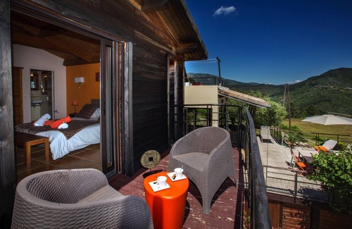 Beaumont House | 17th-century country house, 350 m2 in the heart of nature, indoor pool 30°C, sauna