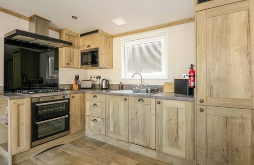 Tattershall Cottage | 18 Woodlands Retreat
