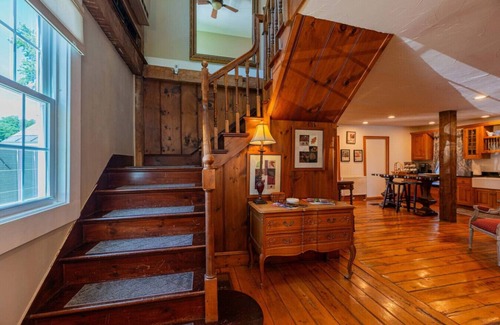 Manchester Center House | 1812 House, 2 Stays, 1 home