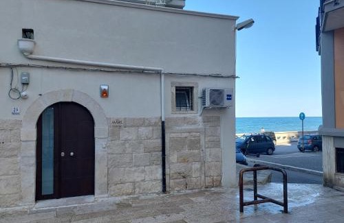 Molfetta Apartment | 1820 Marè