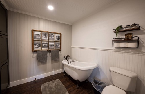 Jonesboro Other | 1890s Farmhouse on 160 Acre Ranch