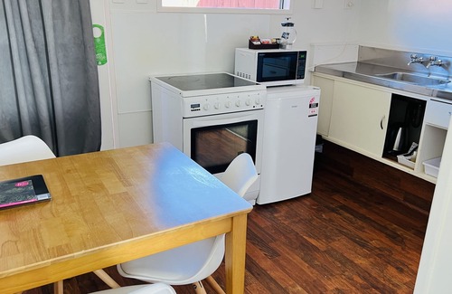 Tauranga South Apartment | 18th Avenue Thermal Motel