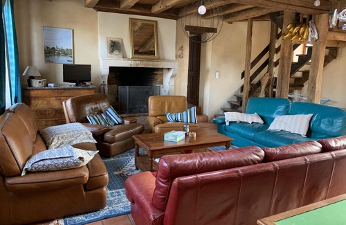 Usson-du-Poitou Other | 19 +2 places, hammam, sauna, heated indoor pool .