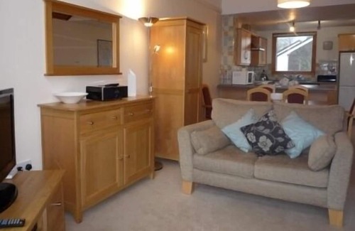 Keswick Cabin | 19 KESWICK BRIDGE, family friendly, with a garden in Keswick