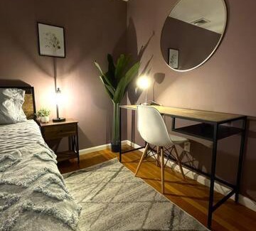 The Lanes House | #19 ROOM IN THE HOUSE Lovely Gorgeous Room in Heart of Waltham!!