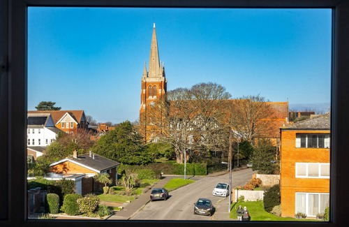 Felixstowe Apartment | 19 Undercliffe, Felixstowe