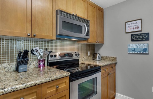 Panama City Beach Condo | 19th-Floor Gulf-Front Corner Retreat at Aqua Resort | Sleeps 8