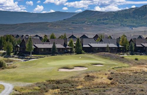Grand Elk Ranch House | 19th Hole cabin