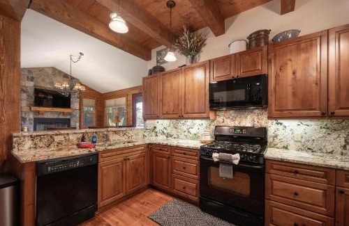 Grand Elk Ranch House | 19th Hole cabin