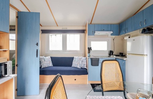 Burinhosa House | 1A Casa Azul - Charming bungalow - 3 bedrooms, near the beach and Nazaré